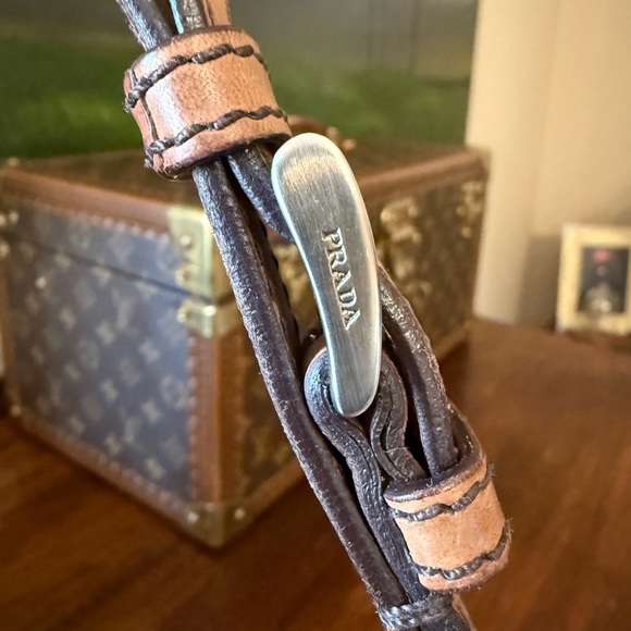 ❤️💗PRADA Black Tesduto snd Saffiano Leather Shoulder Bag💗❤️ - Picture 6 of 17